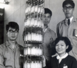 The first industrial synthetic crystals to be grown in Japan